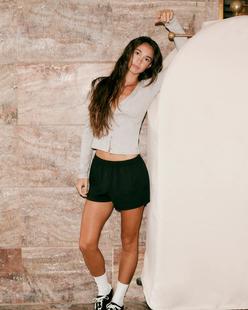 Vuori Women's Halo Short Alternate View